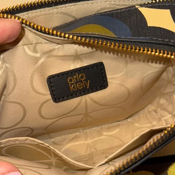 Orla Kiely Crossbody Floral Bag Purse EUC - Picture 5 of 7